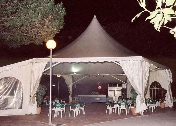 فندق La Imperial Luceni المظهر الخارجي الصورة